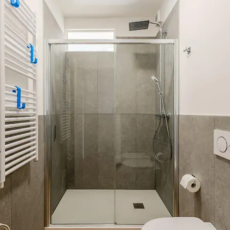 Luccio By Interhome 公寓 孔西里奥-迪鲁姆