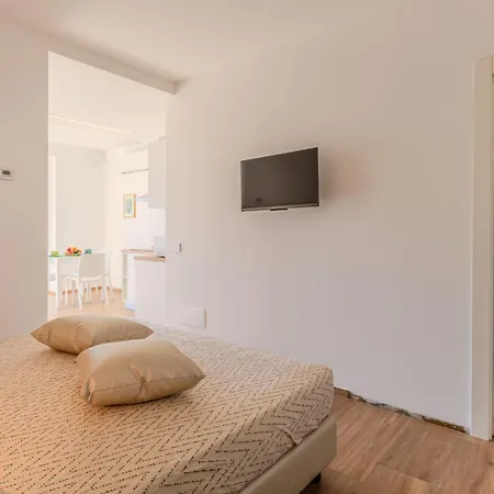 Luccio By Interhome